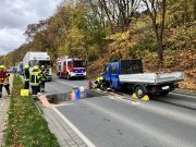 Verkehrsunfall mit auslaufendem Treibstoff